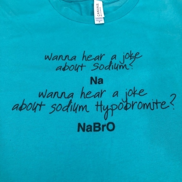 Science Joke T-Shirt | Size M | NaBrO Periodic Table Humor | Unisex Canvas Tee - Picture 2 of 4